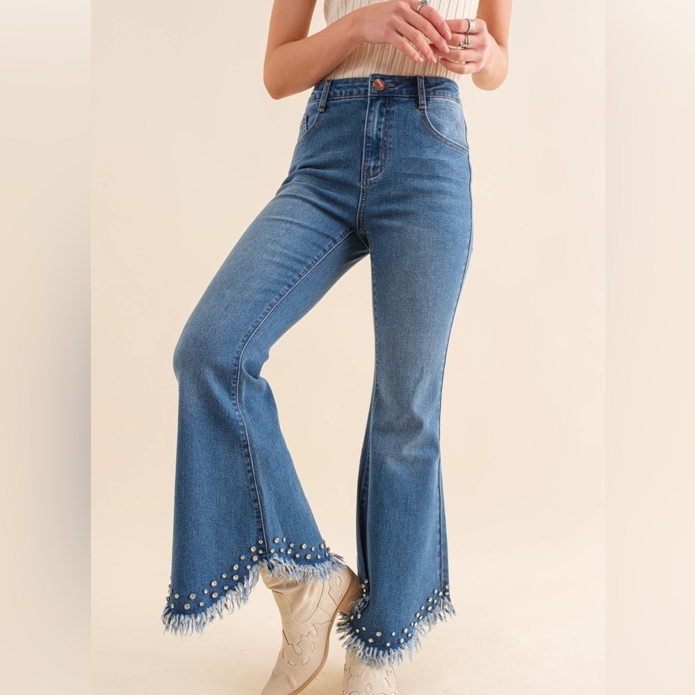 Distressed Fringe Bottom Edge Rhinestone Detailed Denim Jeans - Picture 2 of 9